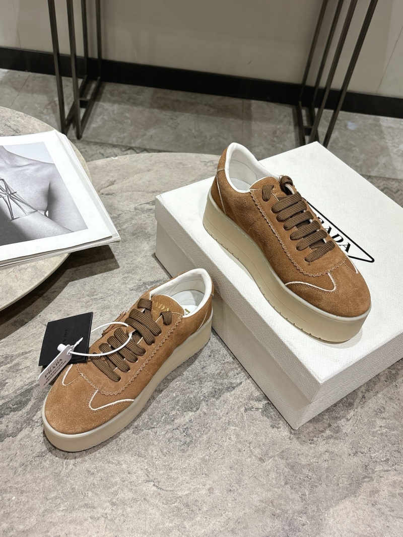 Pra*a sneakers